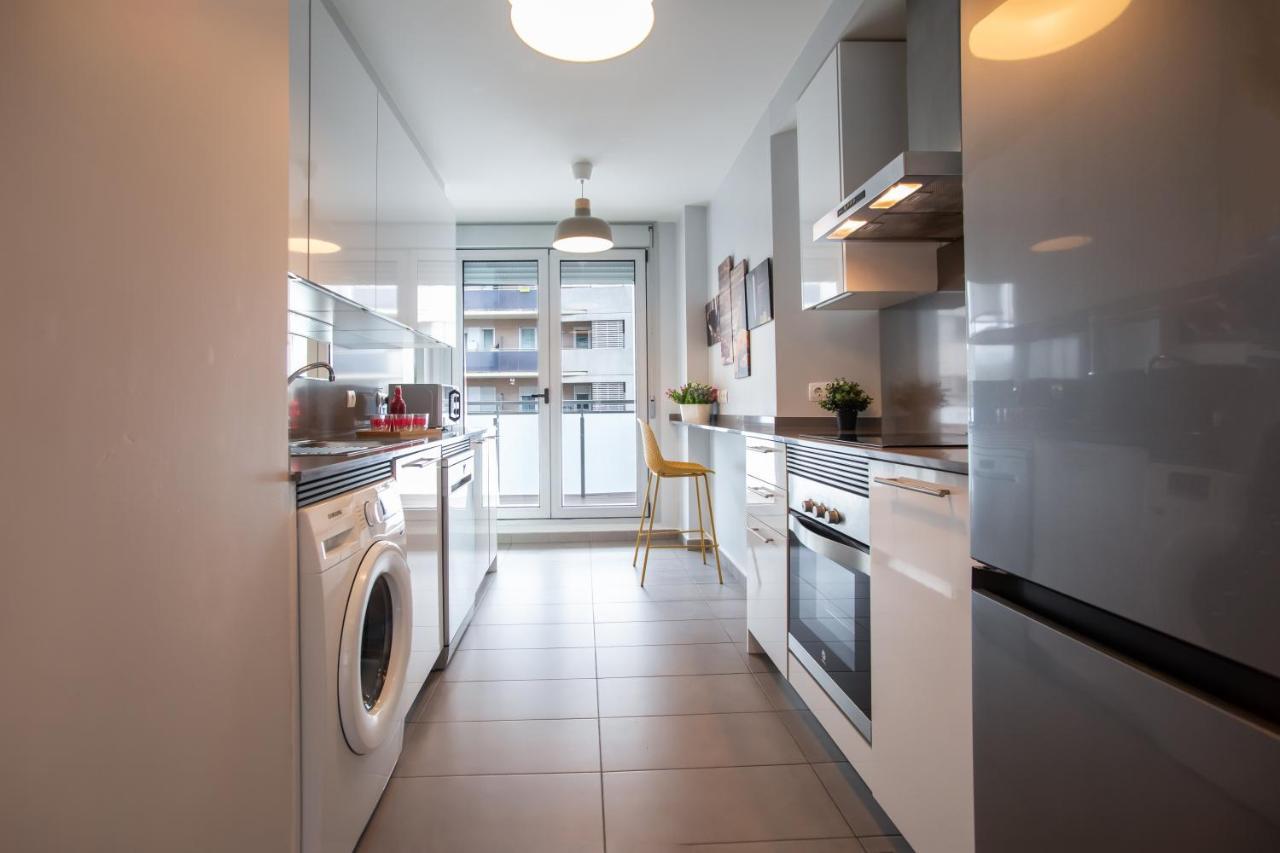 Tendency Apartments Forum سان أدريان دي بيزوس المظهر الخارجي الصورة